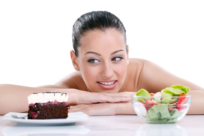 cake and salad in the diet